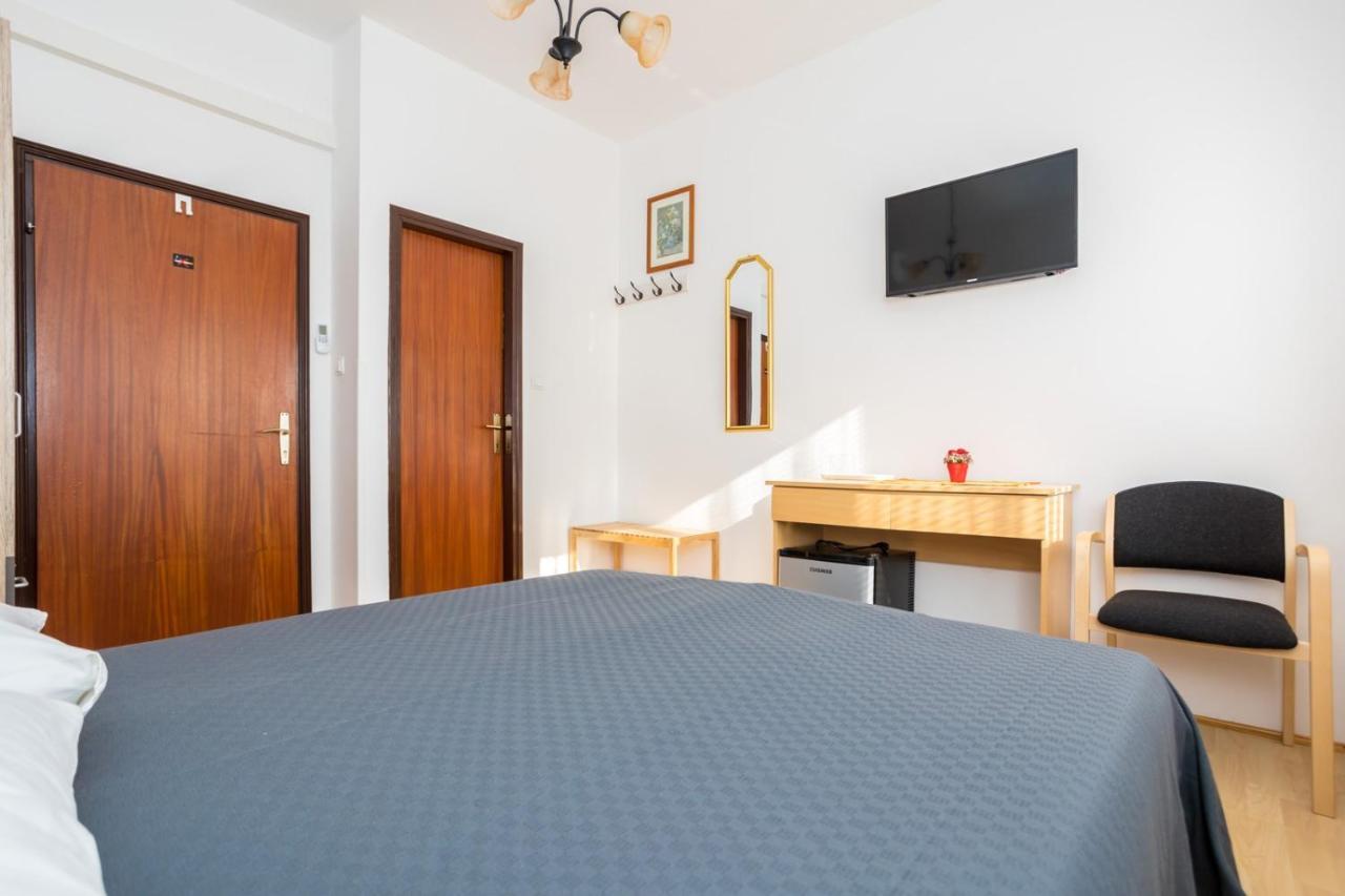 Dubasa B&B Vantacici Esterno foto