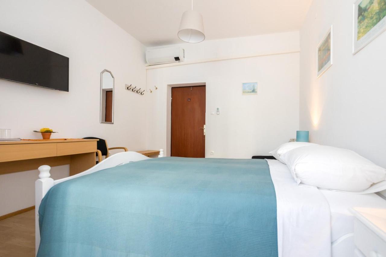 Dubasa B&B Vantacici Esterno foto